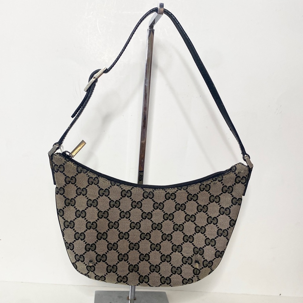 ✨Gucci✨ GG Monogram Canvas Pochette Handbag